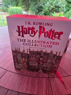 Harry Potter The Illustrated Collection Box Set