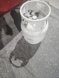 Propane tank*full*