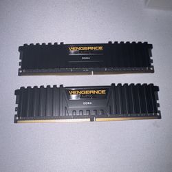 Corsair RAM 32gb DDR4 3600 mhz (16x2)