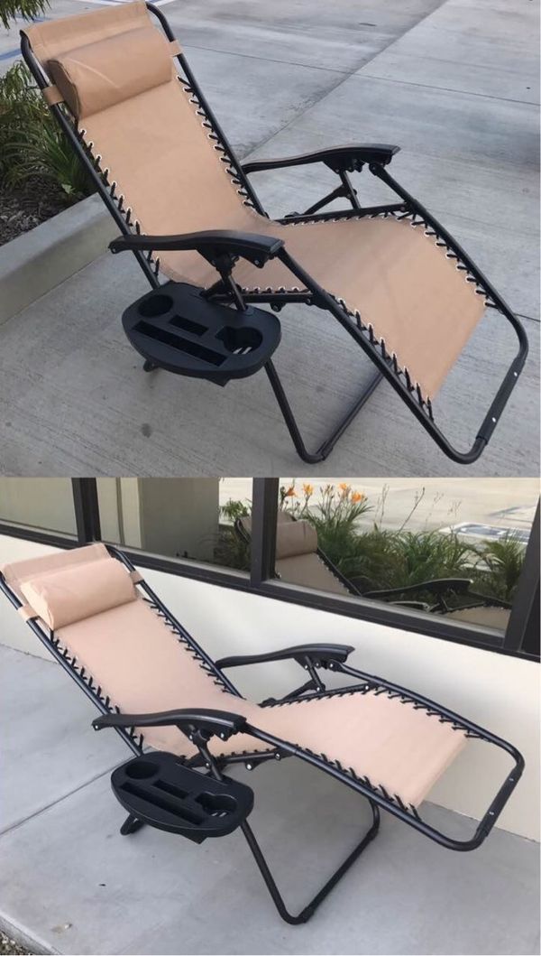 New In Box 35 Each Foldable Recliner Zero Gravity Chaise Lounge Chair With Cup Holder Tray For Sale In Santa Fe Springs Ca Offerup