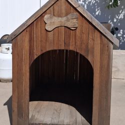 Dog house (large)
