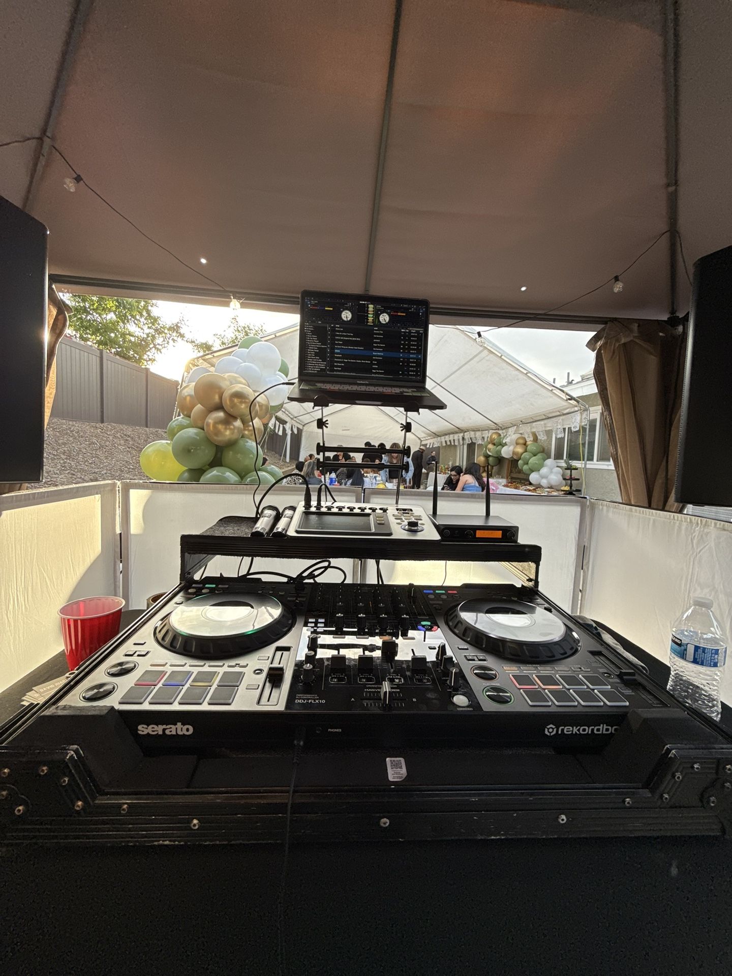DDJ FLX-10 controller
