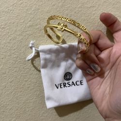 ⚜️Vers@ce Cuff Br@celet⚜️