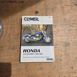 Clymer Repair Manual for Honda VTX