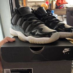 Jordan 11 Retro Low