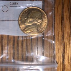Rare 1983 Gold Nickel 