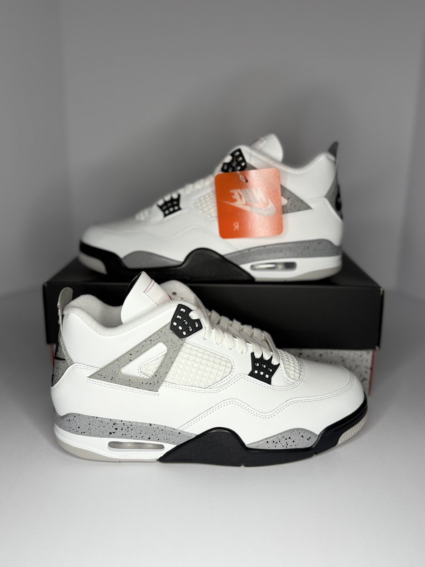 🔥 Jordan 4 “White Cement” 👟 Size 10.5 – DS – $265