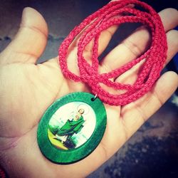 Collar con dije de la imagen de San Juditas