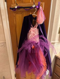 Kids Sarah Sanderson Witch Costume (Hocus Pocus) with Cape and wand - Size 90 or 2t in US