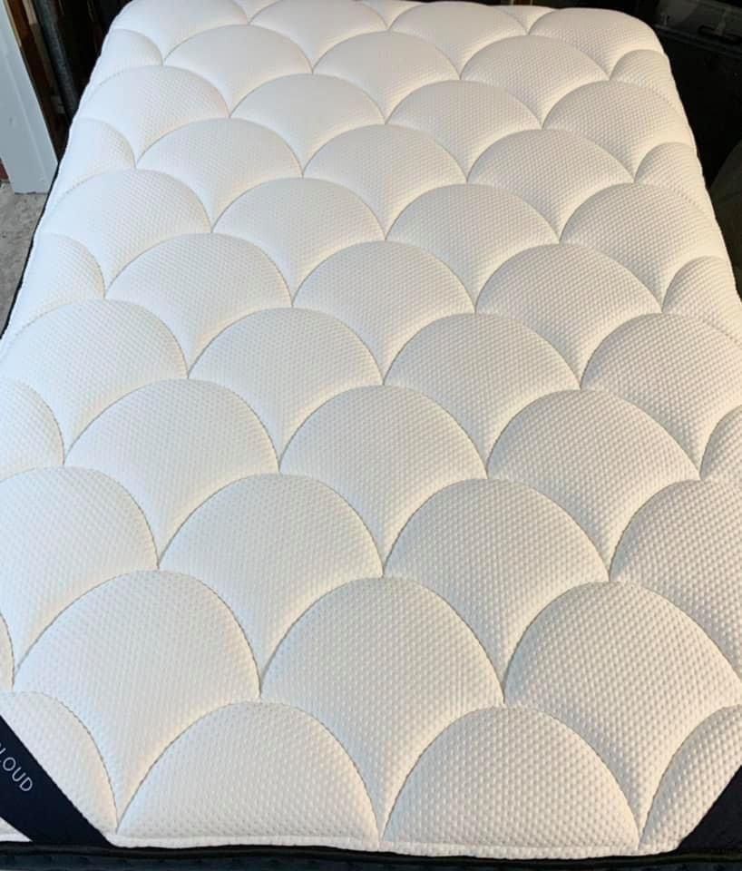 Dreamcloud Memory Foam Full Size Mattress, Bedframe, And Headboard Set