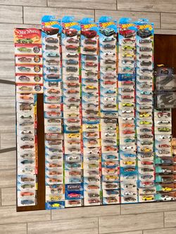 Hot Wheels Collection – 100+ Cars!