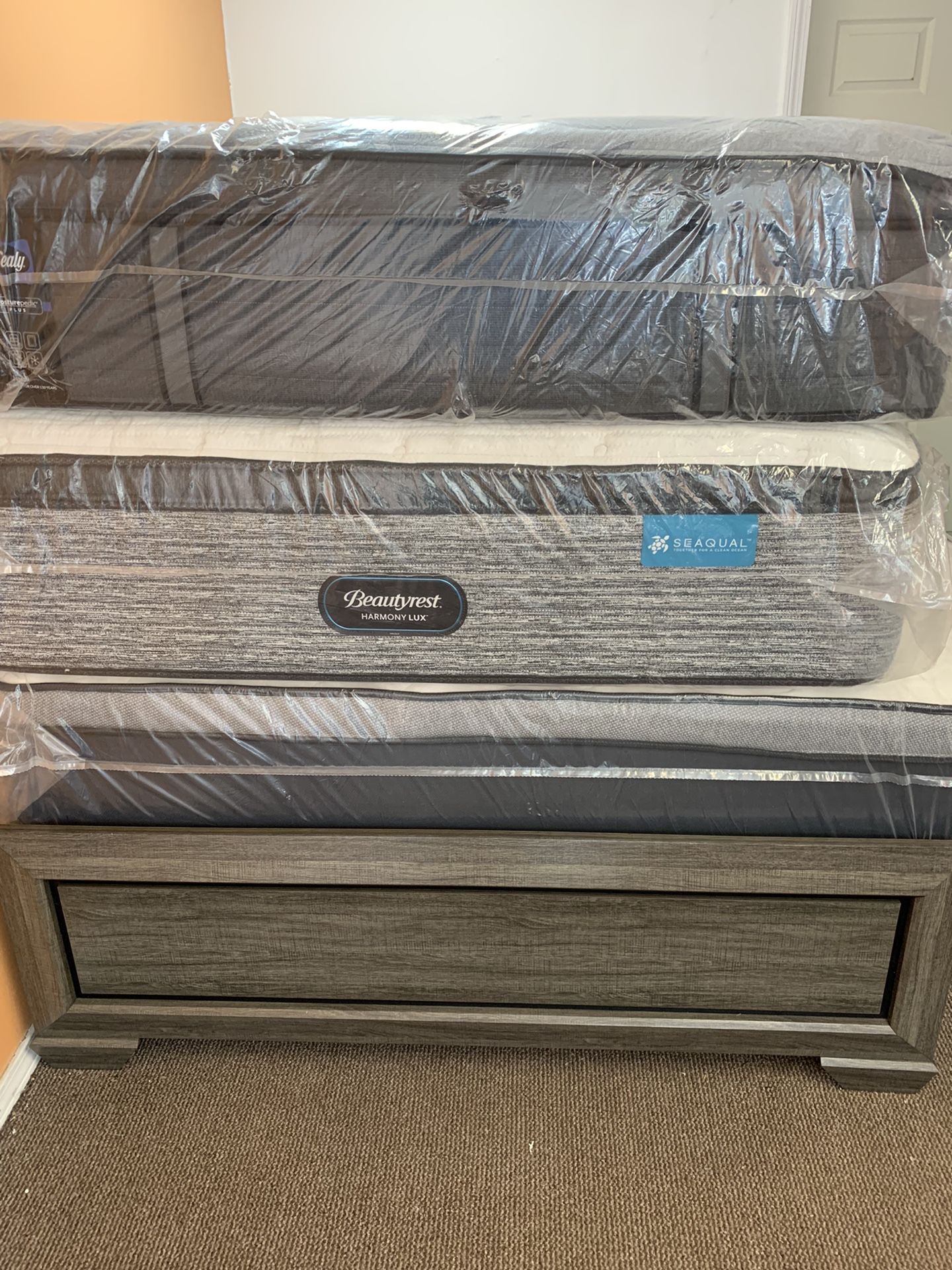 MATTRESS SALE. BRAND NEW. TWIN. $120. FULL SIZE. $179. QUEEN SIZE STARTING.FROM. $199. STORE LOCATION 303 POCASSET AVE PROVIDENCE RI Home & Garden