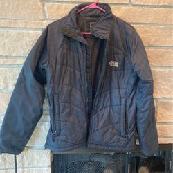 North face women’s puffer jacket
