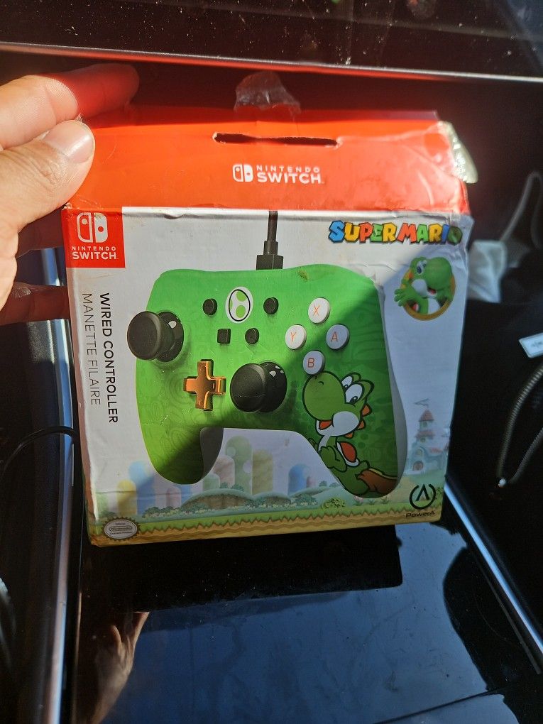 Brand New Nintendo Switch Wired Controller