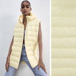 Zara Yellow Water-Repellent Puffer Vest with Hood S Size