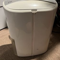 Sunpentown SD-46T Dehumidifier