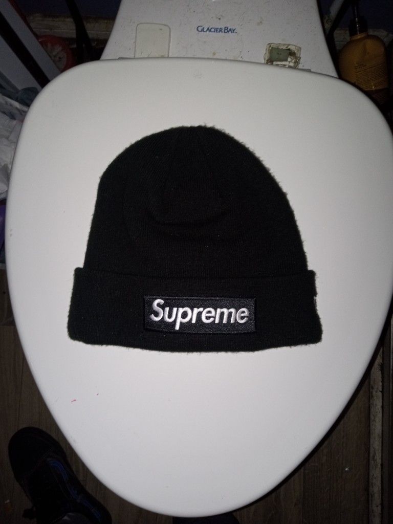 Supreme Box Logo Beanie
