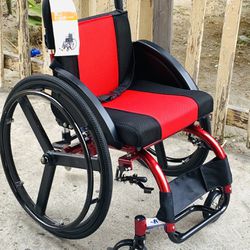 Custume. Wheelchair 🦼 Rehab . 17” Wide Brand New New New New 🆕 Wheelchair 