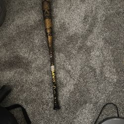 2023 Demarini Voodoo One Gold BBCOR(-3) 33/30