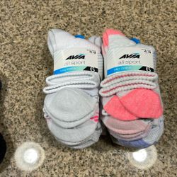 Women’s Socks (mid Crew)