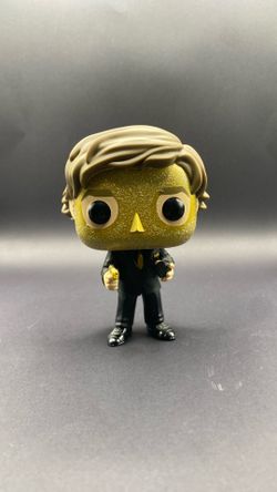 Jim Halpert as Goldenface
