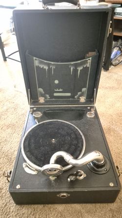 "Vintage 1920s Cecilian Portable Wind-Up Gramophone