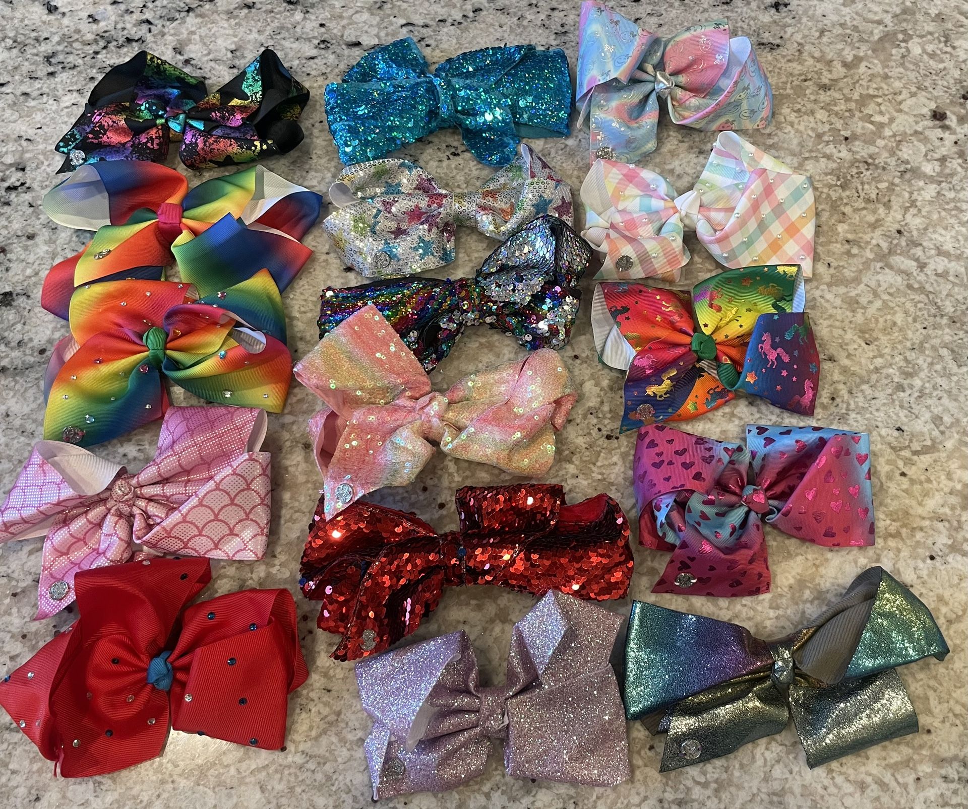 16 - JoJo Siwa Girls Big Bows