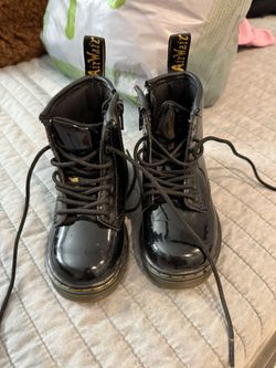 Dr. Martens Toddler Boots Leather