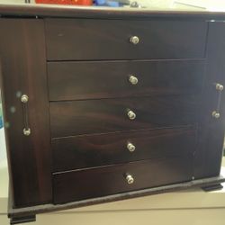 Wooden Jewelry box