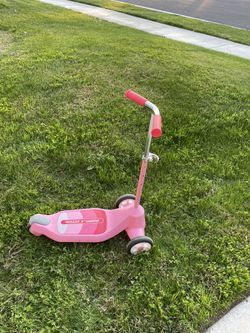 Radio Flyer Scooter