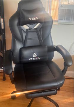 Game chair