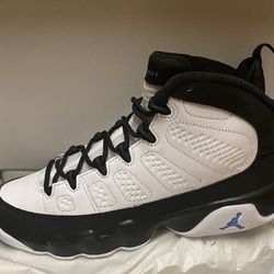 Jordan Retro 9 (GS) Size 5.5