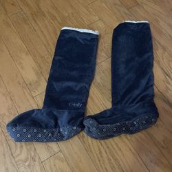 Women’s Slippers Size Medium /large 8-11 Color Blue