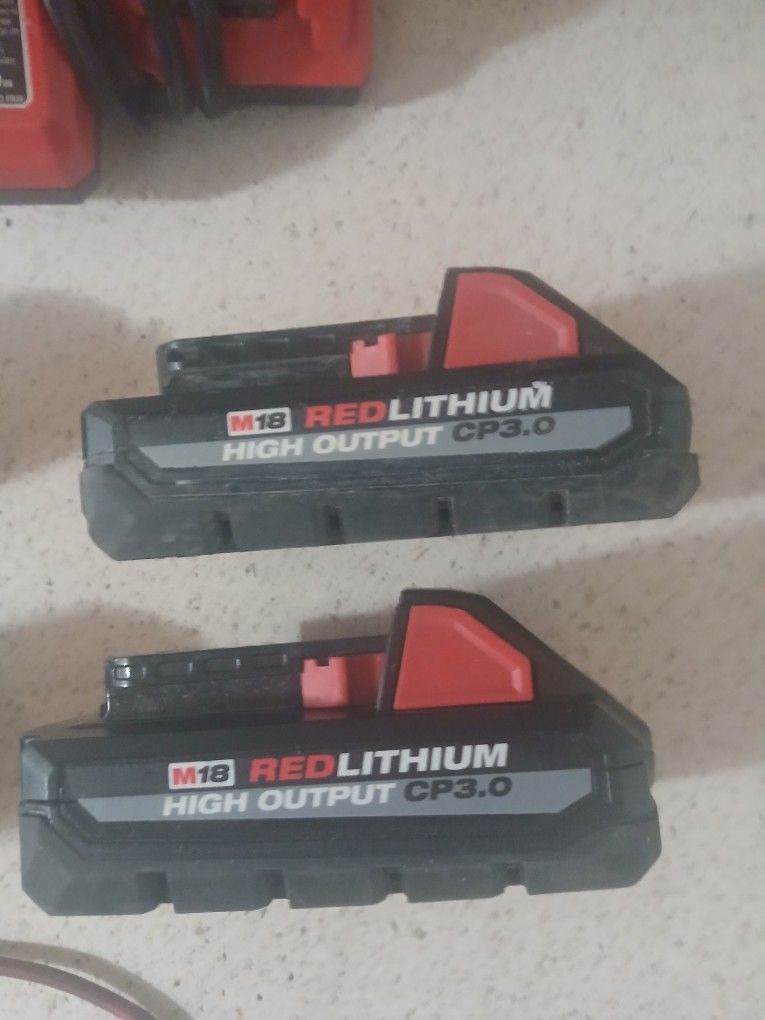 Milwau.\nKee 3.0 Lithium ion Battery 