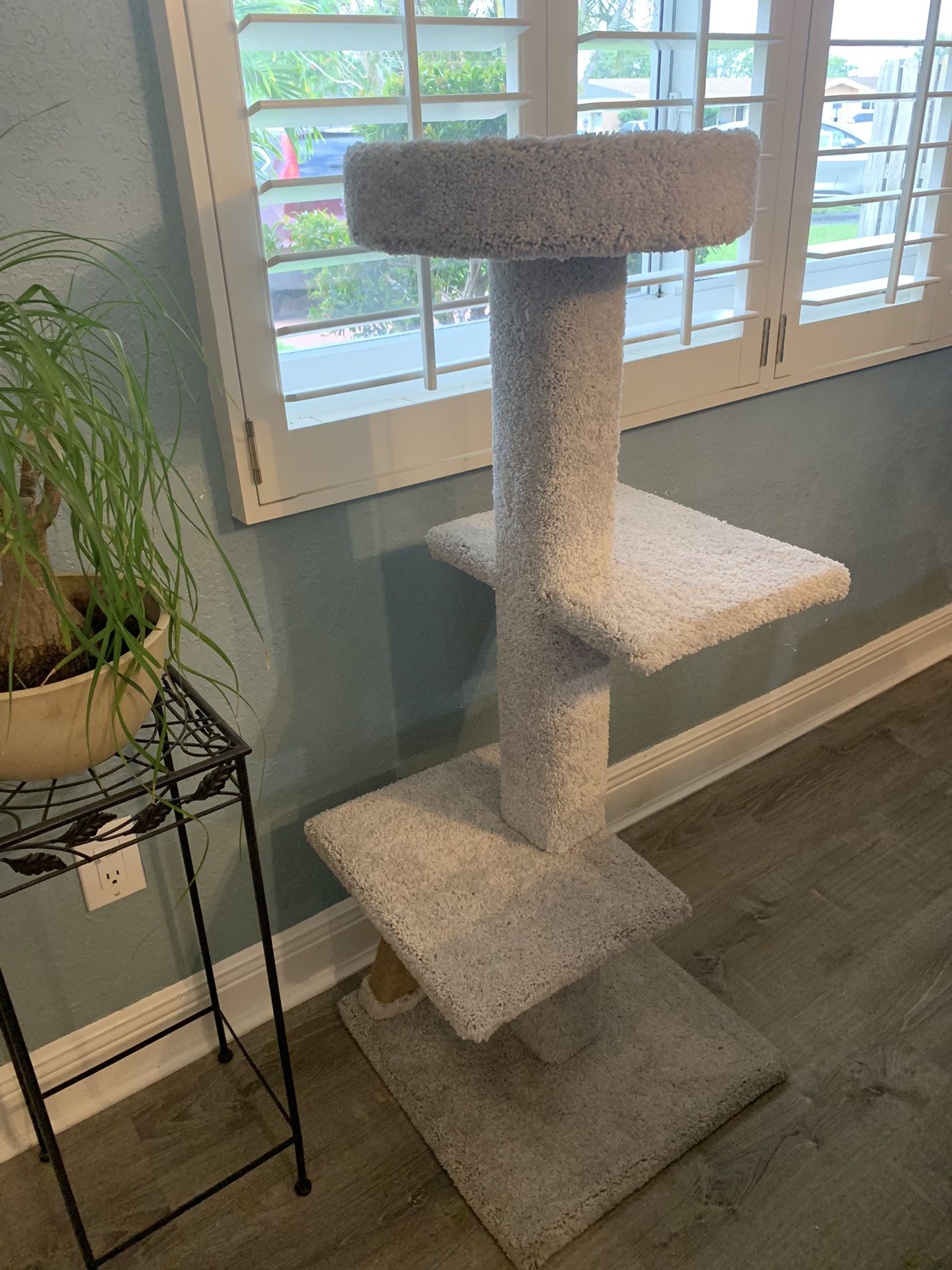 Large Multi-Level Plush Cat Tree Furniture Sisal-Covered Scratching Post, 48” tall x 19” wide