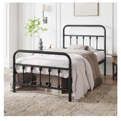 Yaheetech Twin Metal Platform Bed Frame