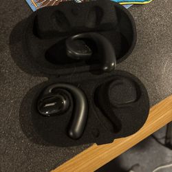 Bose Over The Ear Headphones 