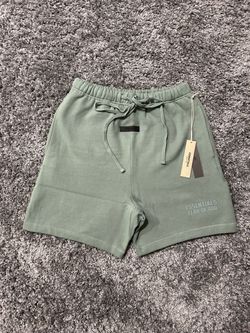 Sycamore Essentials Shorts Size Large