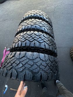 285/75R18 GOOD YEAR DURATRAC