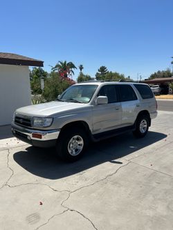1996 Toyota 4Runner SR5