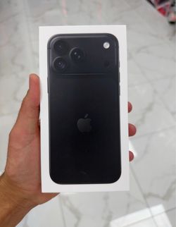 (2) iPhone 18 Pro 256GB (T-Mobile Locked)