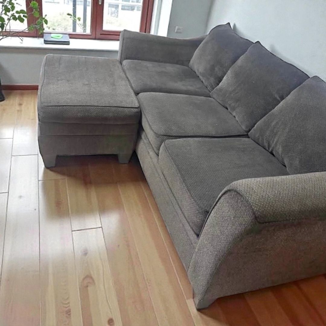 Sectional Couch W/ Storage Ottoman + FREE TRANSPORT INCLUDED