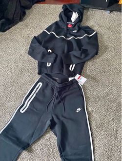 Nike tech reflective set