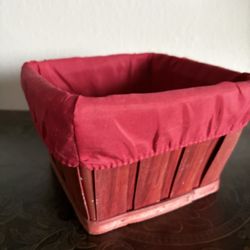 Lined Square Red Basket
