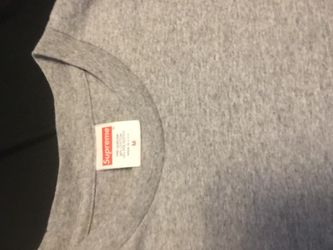blank Supreme tee size medium 20$