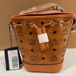 MCM Dessau Drawstring Bag in Visseto (Cognac/Mini)