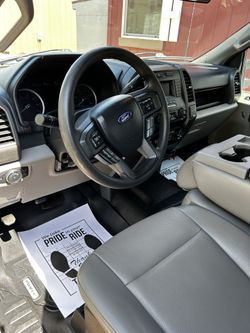 Detail accessories/supplies