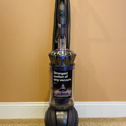 Dyson Animal 2 Bagless vacuum cleaner