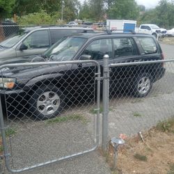 5-speed Suburu Forrester  2004