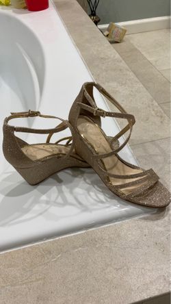 Gold wedges